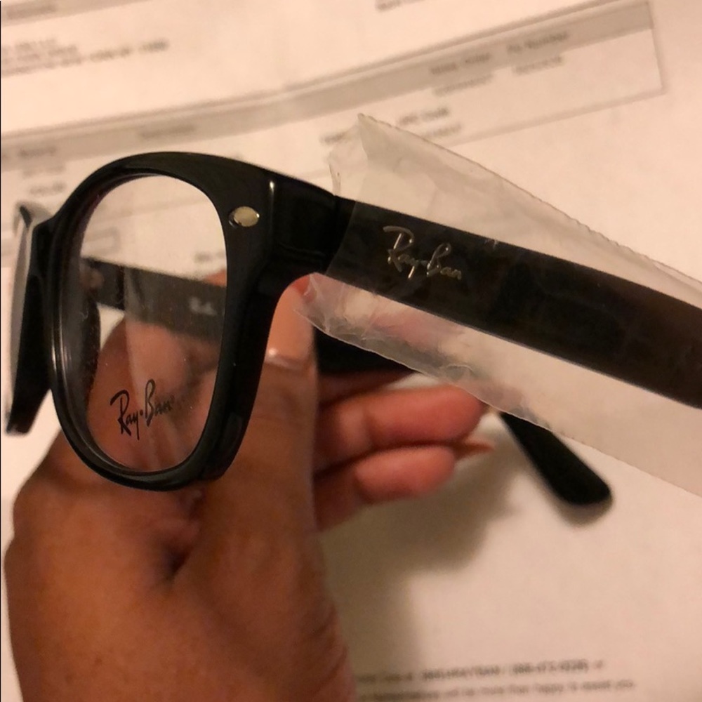 Children’s Ray Ban Eyeglasses 👓 - Picture 3 of 7